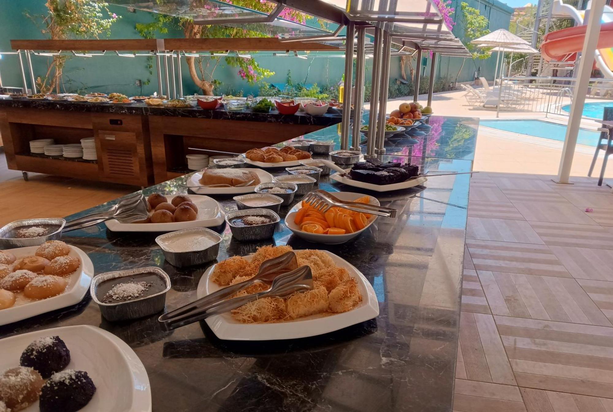 Uk Hotel Kiris Antalya Exteriér fotografie