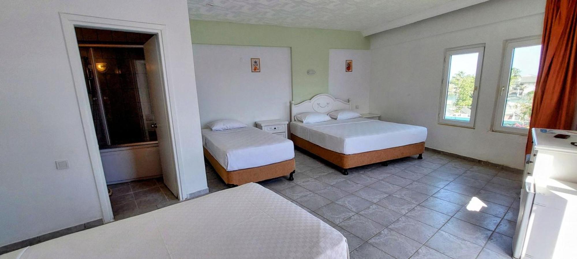 Uk Hotel Kiris Antalya Exteriér fotografie